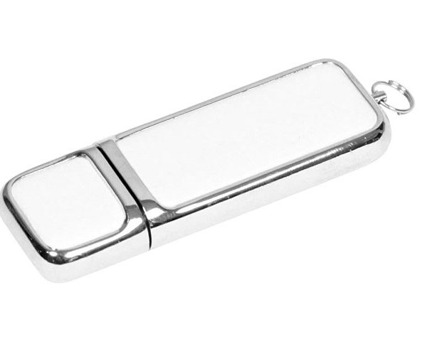 USB 2.0- флешка на 8 Гб компактной формы